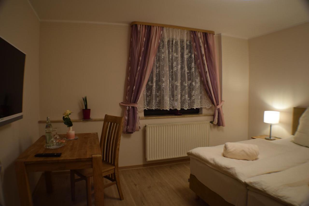 Hotel Buergergesellschaft Betzdorf Eksteriør billede